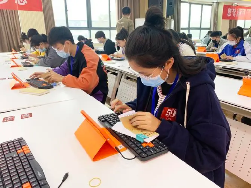 炒股配资费用:了解融资成本,谨慎投资